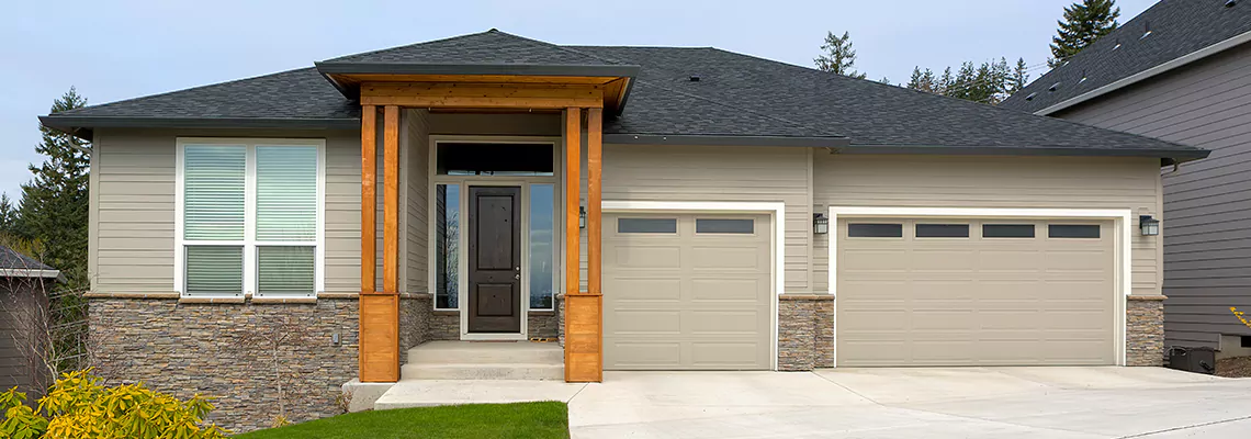 Repair Shaky Garage Door When Closing in Sunrise, Florida